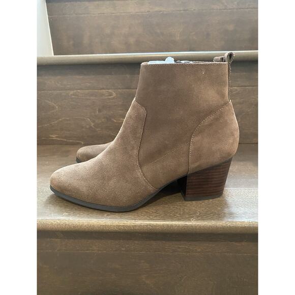 Crown Vintage Ankle Booties Women‎ 8 Brown Saleen Faux Suede Zip Chunky Heel - Picture 3 of 7